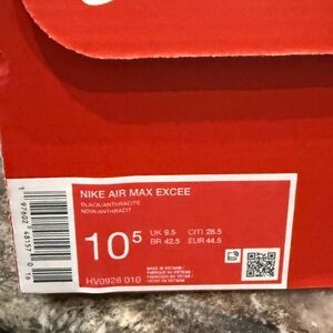 Nike Air Max Excee in Black and Anthracite            Never Been worn